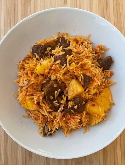 Karmir Pilaf Red Rice With Beef And Tomatoes