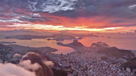 1600x900 Amazing View Of Rio De Janeiro During Sunset 1600x900