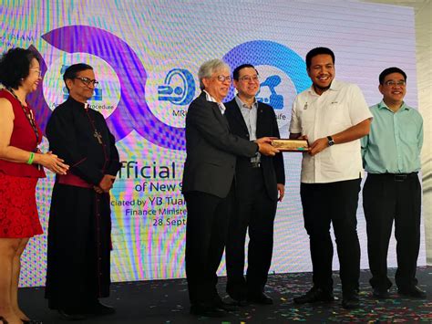 Mount miriam cancer hospital was blessed to receive 320 euro donations in aid of our needy cancer patient fund from the withoots. Cancer hospital launches three new services | Buletin Mutiara