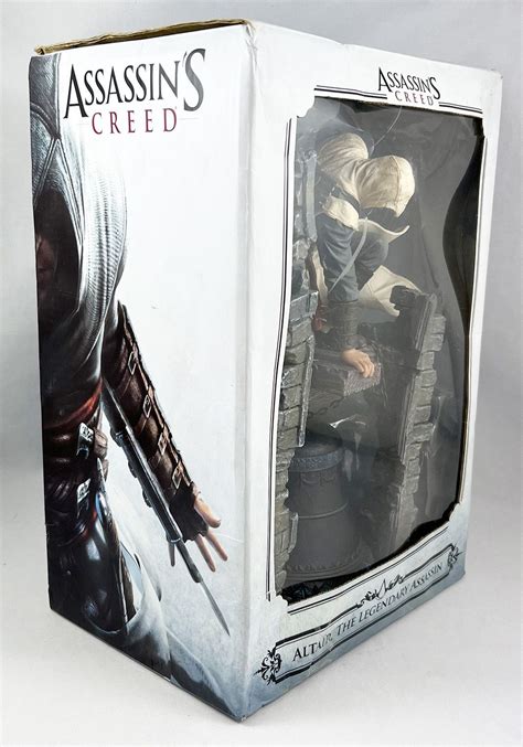Assassin s Creed Altaïr the Legendary Assassin inch Statue
