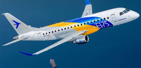 Embraer And American Airlines Sign A Contract For Ten E175s
