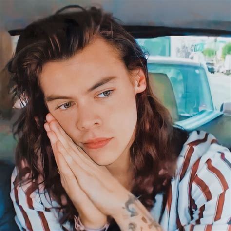 𝗵𝗮𝗿𝗿𝘆 𝘀𝘁𝘆𝗹𝗲𝘀 𝙥𝙞𝙣𝙩𝙚𝙧𝙚𝙨𝙩 𝘀𝗰𝗳𝘁𝗸𝗶𝘀𝘀𝗲𝘀 harry styles photos harry styles pictures harry styles cute