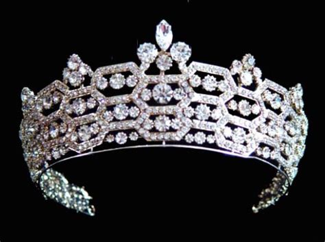 Queens Tiaras Royal Exhibitions British Crown Jewels Royal
