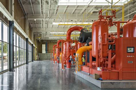 Stanford Electrifies Its Campus, Cuts Greenhouse Gas Emissions by 65%