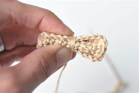 Crochet Bow 3 Sizes Free Crochet Pattern Lilleliis Crochet Bows