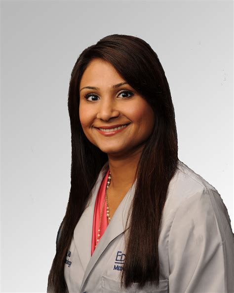 Dr Robaab Siddiqui Joins Edward Medical Group Obgyn Practice Naperville Sun