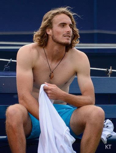 Um die server belastung zu verringern, wird die benachrichtigung über neue kommentare nur 1 stunde vor der übertragung aktiviert. Stefanos Tsitsipas