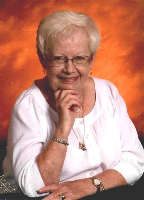 Obituary Of Mary Sue Schmuck Ford Funeral Homes Serving Out Of