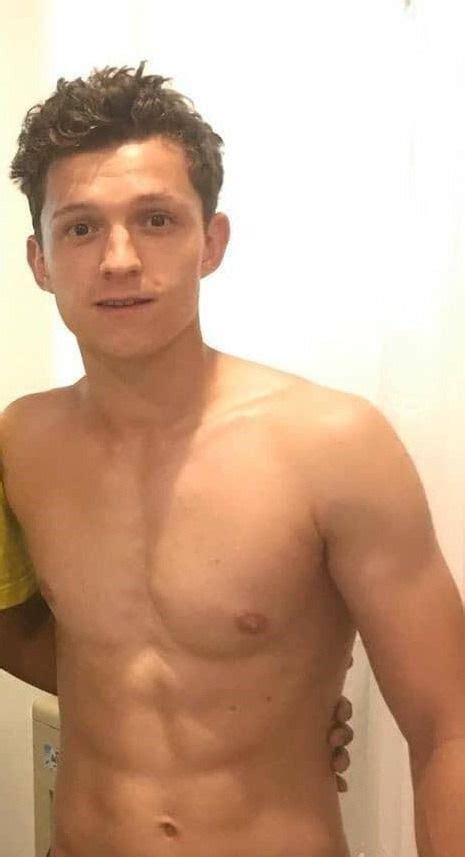 Pin By Veress Andrei Jr On Tom Holland Tom Holland Abs Tom Holland