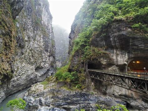 Le logement 蘇西小空間二人房，位於台九線上185, 距新城(太魯閣)火車站步行也只要8分鐘, 開車十分鐘內即可進入太魯閣國家公園, 提供簡單乾淨且 價格超優惠. 統聯台灣好行太魯閣線通車!車票買一送一!花蓮火車站至天祥來回只需140元! - CP值