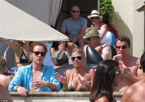 Intimate Pictures From Prince Harrys Wild Weekend In Vegas Daily Mail Online