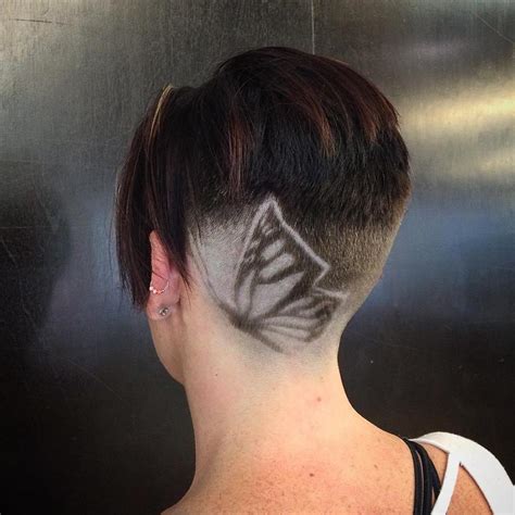 20 Stunning Undercut Hair Tattoo Designs For Girls