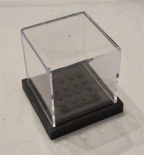 Clear Plastic Display Case For Mini Figures With Removable Top Made