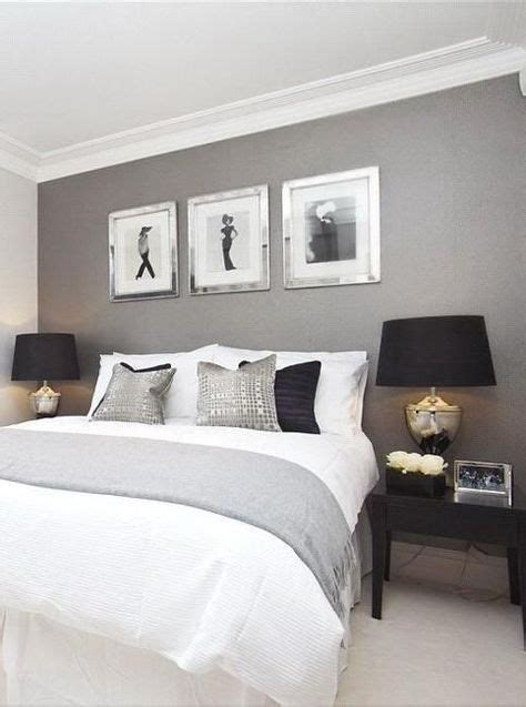 10 Staging Tips And 20 Interior Design Ideas To Increase Small Bedroom