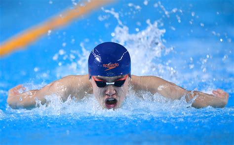 要学游泳 明 可能 雨 们应该在周 开个会 你愿意和 结婚吗. 游泳——体校乙组男子100米蝶泳决赛赛况_新华社