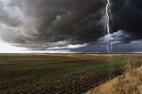 12 Ways to Prepare Your Farm for Bad Weather - COUNTRY Financial