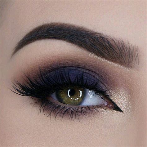 Pin By Rudaba Mughal On Makeup Glasses Eye Makeup Classic Makeup Smokey Eye Makeup