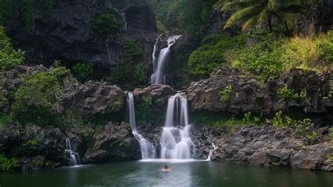 10 Best Waterfalls In Maui And Map Maui Waterfalls Vacatia