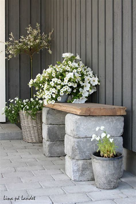 Garden container that looks so romantic. 30 Easy DIY Backyard Projects & Ideas 2017