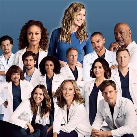 Grey Anatomy Cast Greys Anatomy Season 17 Cast Whos New Whos