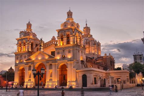 La Catedral De Córdoba Pero En Argentina Turismo Religioso En El Mundo