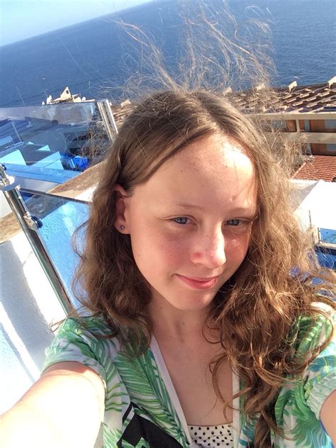 On The Balcony Selfie Pearl Earrings Fashion