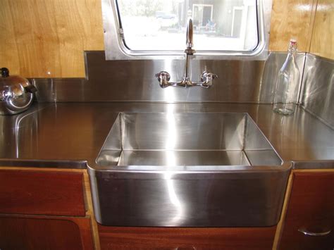 They have practical features that offer designed for modern living, farmhouse sinks are arguably the dreamiest kitchen fixtures today. Stainless-steel countertops make for easy cleanup and give ...
