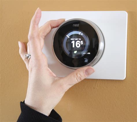 4 Reasons Why A Smart Thermostat For Your Home Is Worth It Cooling