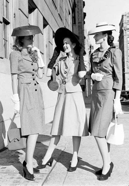 Tutti i capi d'abbigliamento mare sono creati per esaltare la femminilità di chi li indossa, e. Moda anni 40 - Alla scoperta del Look e dello Stile anni 40 | Stili retrò, Stile di moda, Moda ...