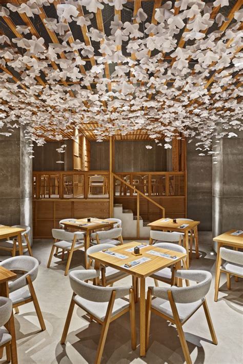 20 Restaurant Decor Ideas