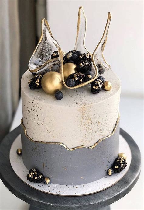 top 11 wedding cakes trends that are getting huge in 2022 blog