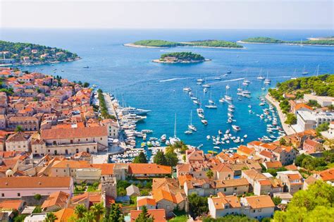 Includes air line, route, centre, route planner, flight route and interactive map. Croatia Travel Costs & Prices - Old Towns, Plitvice ...