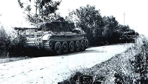 Two Cromwell Tanks In Normandy 1944 Panzertruppen Flickr Cromwell