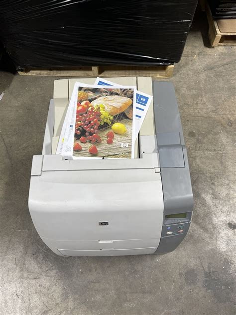 Hp Color Laserjet 4700n Printer Q7492a W Toner And Power Cord 154k Pages