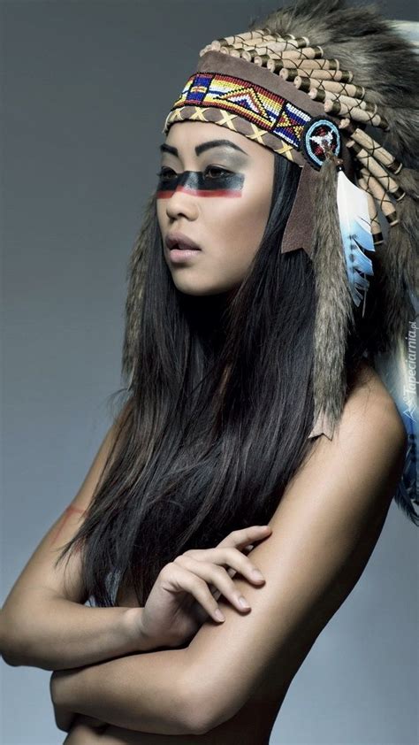 Kobieta W Pi Ropuszu Native American Women American Women Crown Jewelry