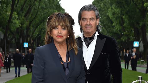 Tina Turner Scatters Sons Ashes In The Pacific After Apparent Suicide