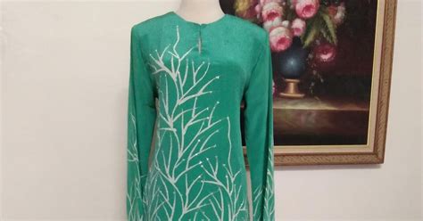 Buy mawar kurung in mint green @ wanzar. Dunia CMelor: Baju Kurung Moden Hijau