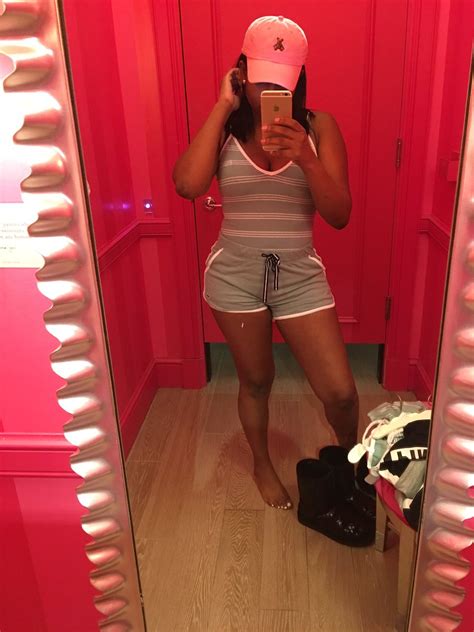 Jae On Twitter Dressing Room Selfies In Victoria Secret Booty Was