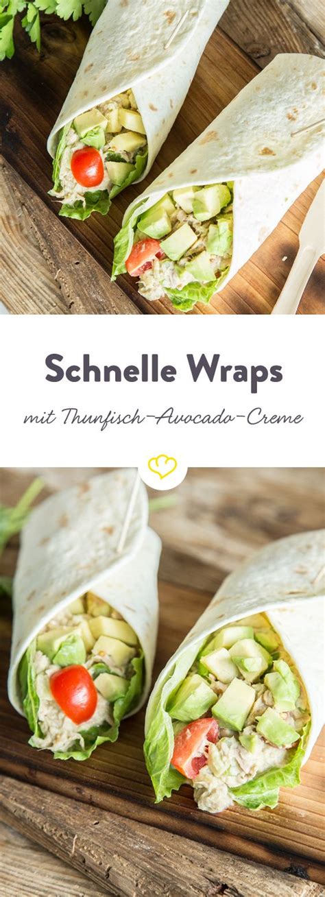 Avocado halbieren, kerne entfernen und das fruchtfleisch mit einem esslöffel herausholen längs in dünne streifen schneiden • thunfisch abtropfen lassen. Schnelle Tuna-Rolle: Wraps mit Thunfisch-Avocado-Creme ...