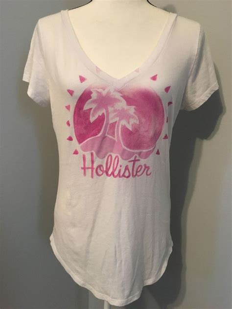 Hollister Womens Girls Size Large L Pink And White Sparkle V Neck Shirt