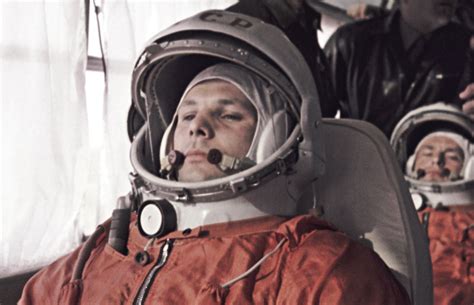 La R Volution Gagarine Minutes Dans Le Cosmos
