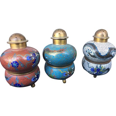 Cloisonne Set of Salt and Pepper Shakers c.1920s | Shakers, Salt and pepper, Red and blue