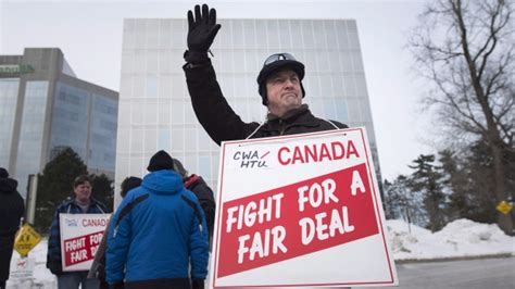 Halifax Chronicle Herald strike continues as contract talks break off ...