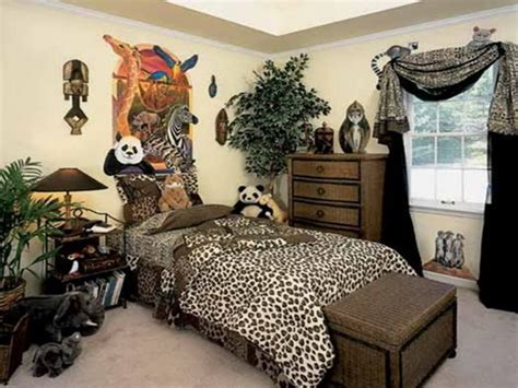 Shop and help an animal in need today! African Themed: Animal Print Bedroom Interior Ideas ...