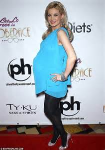Holly Madison Gives Birth To Healthy Baby But Has Not Decided On