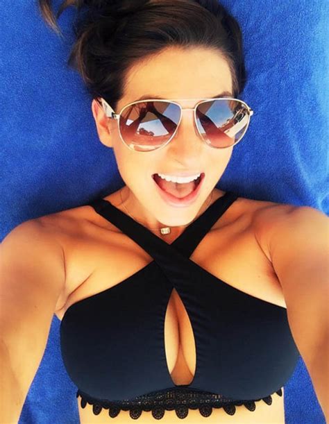 Luisa Zissman Shows Off Mega Cleavage In Sexy Instagram Shot Daily Star