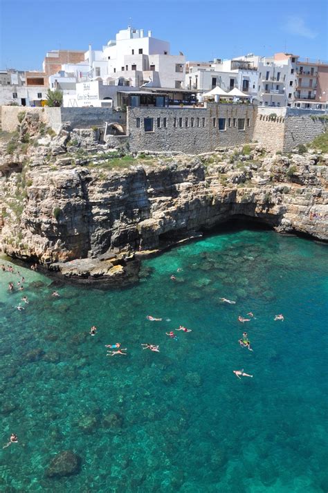Top 10 Breathtaking Coastal Towns In Italy
