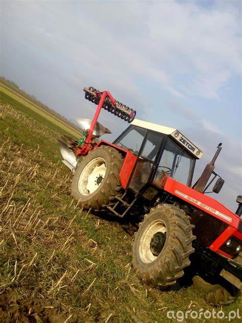 Foto Traktor Zetor 16145 748388 Galeria Rolnicza Agrofoto