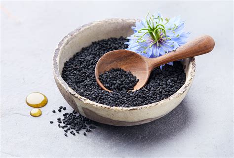 10 Health Benefits Of Black Seeds And How To Use Them