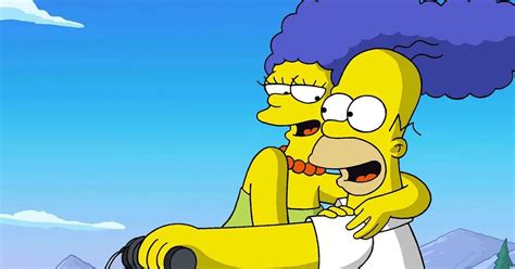 Crisis Entre Homero Y Marge Simpson Por Una Tercera En Discordia